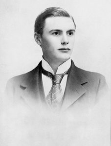 Dr. S. C. Bradford, a Tudományos Múzeum könyvtárosa alkotó: Unbekannt