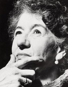 Enid Blyton (1897-1968), brit gyermekíró alkotó: Unbekannt