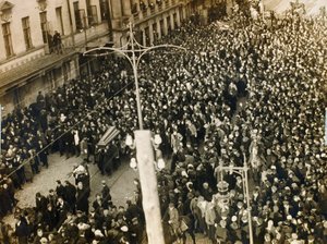 Valerij Brjuszov költő temetési menete, Moszkva, Szovjetunió, 1924. október 12. alkotó: Unbekannt