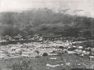 Általános nézet, amely a Table Mountain gőzkoszorúzását mutatja, Fokváros, Dél-Afrika, 1895. alkotó: Unbekannt