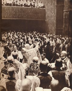 VI. Györgyöt Szent Edward koronájával koronázzák meg koronázásának napján, 1937-ben alkotó: Unbekannt