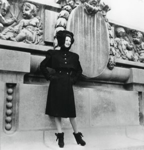 Germaine Leconte, Párizs, 1942. szeptember alkotó: Unbekannt