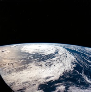 Firenze hurrikán alkotó: Unbekannt
