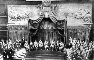 A szenátus palotájában, Rómában, 1926 alkotó: Unbekannt
