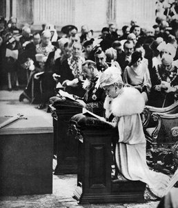 V. György király és Mária királyné a Szent Pál-székesegyházban, ezüst jubileumi hálaadó istentisztelet, 1935 alkotó: Unbekannt