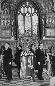 V. György király államban fekszik, Szent Mária Magdolna templom, Sandringham, Norfolk, 1936. január alkotó: Unbekannt