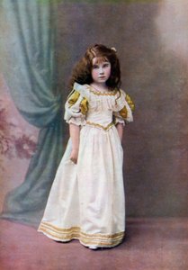 Lady Elizabeth Bowes-Lyon, hat éves, 1906-1907 1923 alkotó: Unbekannt