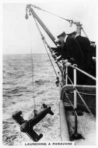 Paraván kilövése a HMS Rodney csatahajóról, 1937 alkotó: Unbekannt