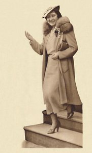 Indulás a Belgrave tér 3. számból, Alexandra hercegnő keresztelőjére 1937. február 9. alkotó: Unbekannt