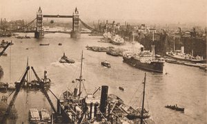 London – Tower Bridge és a medence, 1910 alkotó: Unbekannt