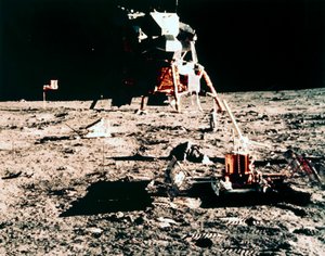 Manned Space Flight, USA, Apollo 11 Apollo 11 Holdkísérletek alkotó: Unbekannt