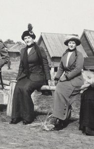 Maria Jevgenyevna Golovina, Raszputyin jobboldal és Julia Alekszandrovna Den titkára, 1912-1913 alkotó: Unbekannt
