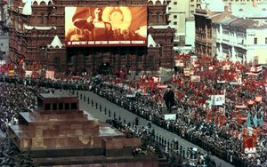 Május elsejei felvonulás, Vörös tér, Moszkva, 1972 alkotó: Unbekannt