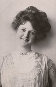 Miss Billie Burke, 1884-1970, c1930. alkotó: Unbekannt