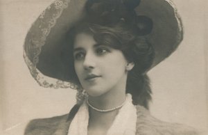 Miss Ethel Warwick, 1882-1951, c1930. alkotó: Unbekannt