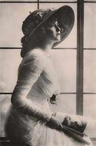 Miss Gabrielle Ray, 1883-1973, c1930. alkotó: Unbekannt