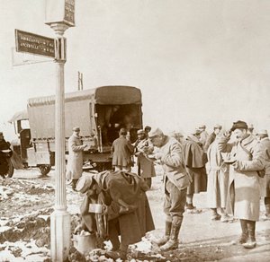 Mobil konyha a Voie Sacrée-n, Verdun, Észak-Franciaország, 1914-c1918. alkotó: Unbekannt