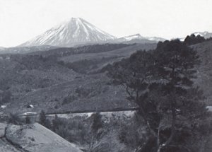 Ngauruhoe-hegy, 19. század vége – 20. század eleje. alkotó: Unbekannt