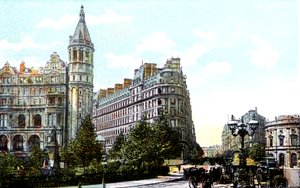 Northumberland Avenue, London, XX. század alkotó: Unbekannt