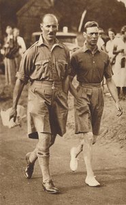 Megmártózni, 1927 1937 alkotó: Unbekannt