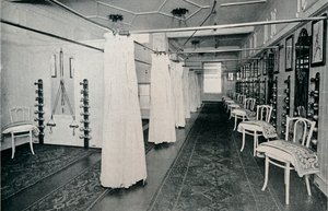 Az egyik tágas edzőterem, 1898 alkotó: Unbekannt