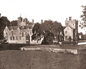 Oxburgh Hall, Norfolk, 1894. alkotó: Unbekannt