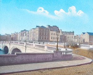Patricks Bridge Mathews atya szobrát mutatja, 1910 alkotó: Unbekannt