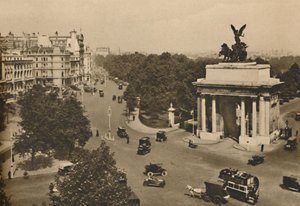 Piccadilly és a Quadriga of Constitution Hill, 1935. alkotó: Unbekannt