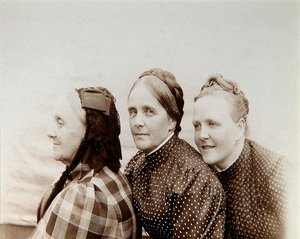 Három nő portréja, Oroszország, 1890-es évek alkotó: Unbekannt
