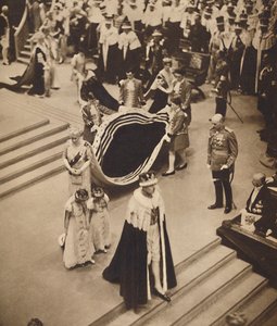 Queen Mary Leaves, 1937. május 12 alkotó: Unbekannt