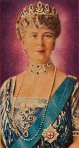 Mária királynő, V. György király hitvese udvari ruhában, 1935 alkotó: Unbekannt