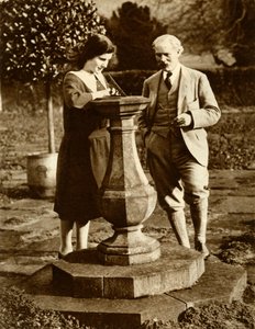 Ramsay MacDonald, az első munkáspárti miniszterelnök, lányával a Checkersben, 1924, 1935. alkotó: Unbekannt