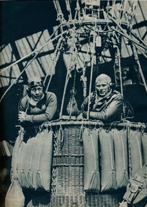 Készen áll a műszerek tesztelésére a magassági rekord szavak kísérletéhez 1935 c1937-ben alkotó: Unbekannt