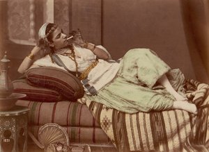 Fekvő, dohányzó nő, 1870-90. alkotó: Unbekannt