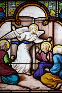 Saint-Corentin (Saint Corentin) katedrális, Quimper Angel Ólomüveg: jelenés Szent Péternek, Quimper, Franciaország alkotó: Unbekannt