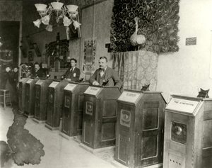 San Francisco szalon kinetoszkóppal, 1894-1895 alkotó: Unbekannt