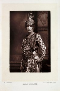 Sarah Bernhardt alkotó: Unbekannt