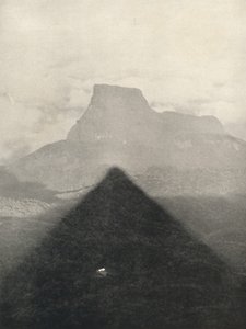 Adamspike árnyéka napkeltekor, 1926 alkotó: Unbekannt