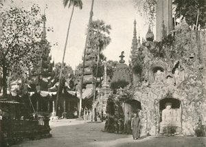 Szentélyek a Shwedagon pagodánál, Yangon, 1900. alkotó: Unbekannt