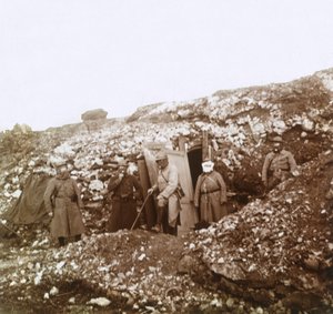 Gázálarcot viselő katonák, c1914-c1918 alkotó: Unbekannt