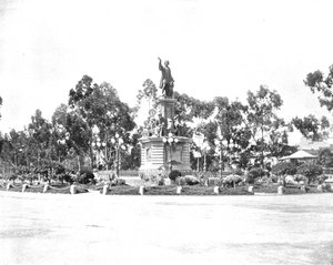 Kolumbusz szobra a Paseo-n, Mexikóváros, Mexikó, 1900 körül. alkotó: Unbekannt
