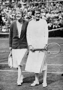 Suzanne Lenglen távozott, Elizabeth Ryan pedig utolsó egyéni meccsük előtt Wimbledonban, 1925-ben alkotó: Unbekannt