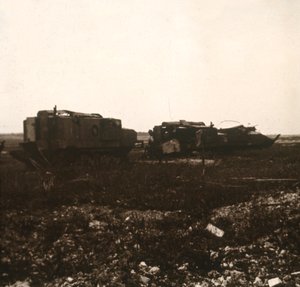 Tanks, Juvincourt, Észak-Franciaország, c1914-c1918 alkotó: Unbekannt