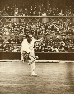 Teniszmérkőzés a Wimbledoni Center Courton, 1930-as évek, 1935. alkotó: Unbekannt