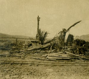 A kálvária Les Épargesben, Észak-Franciaországban, 1914-1918 között. alkotó: Unbekannt