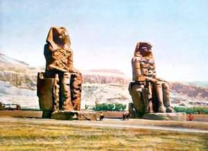 A memnoni kolosszusok, Egyiptom, XX. század alkotó: Unbekannt