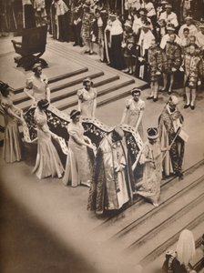 A koronázási szertartás az apátságban: A királynéi körmenet, 1937 alkotó: Unbekannt