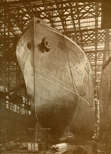 A Cunard Aurania 14 000 tonna a Newcastle-On-Tyne-i készleteken, 1930. alkotó: Unbekannt
