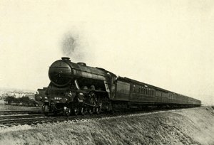 The Down Flying Scotsman Passing Reston, c1930. alkotó: Unbekannt