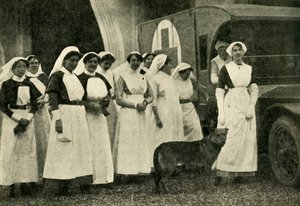 Westminster hercegné ápolónőkkel, Le Touquet, Első világháború, 1914, 1920 körül. alkotó: Unbekannt